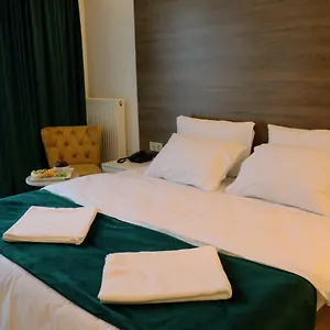 Hotel Musk **